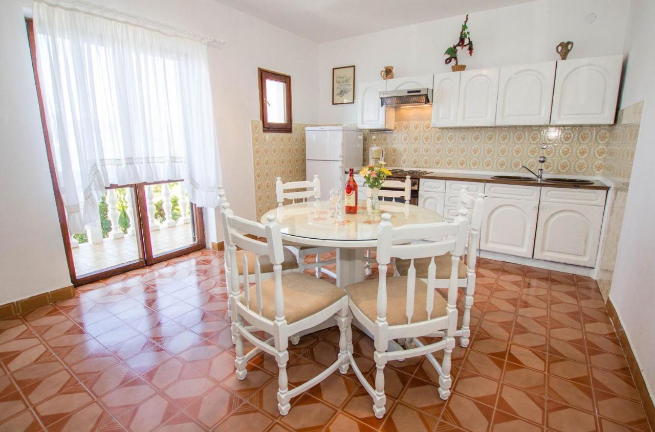 Apartments David - 20M From The Beach With Parking 特罗吉尔 外观 照片