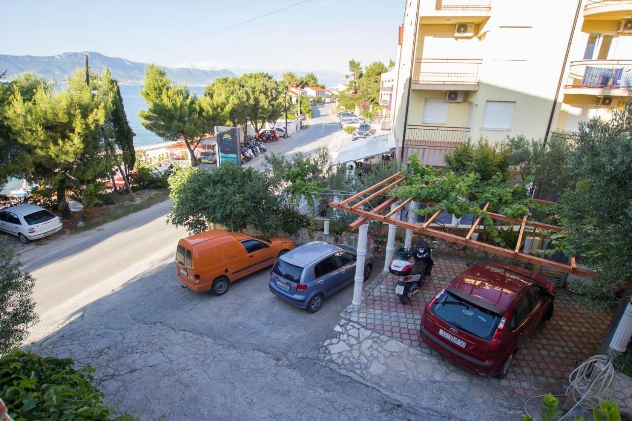 Apartments David - 20M From The Beach With Parking 特罗吉尔 外观 照片