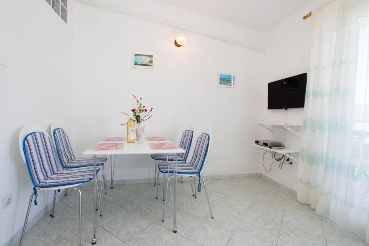 Apartments David - 20M From The Beach With Parking 特罗吉尔 外观 照片