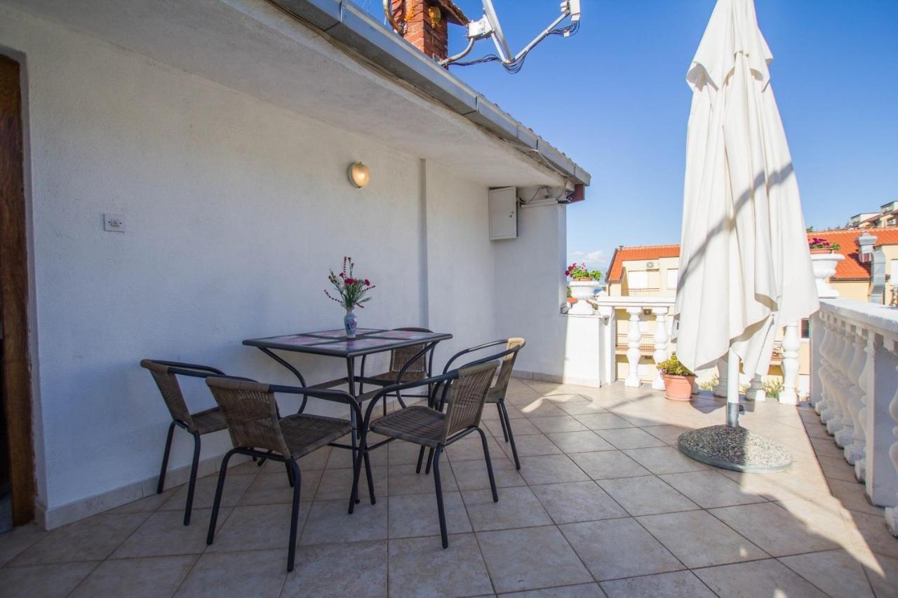 Apartments David - 20M From The Beach With Parking 特罗吉尔 外观 照片